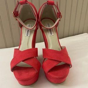 Steve Madden Pink Wedge size 8